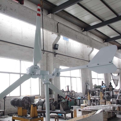 Máy phát điện gió công suất cao màu trắng 220V 70KW Bộ tuabin gió cho cả nhà