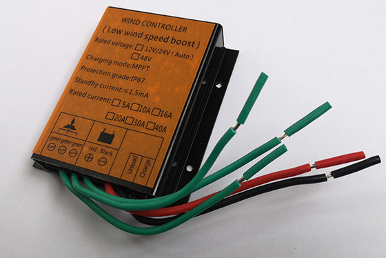 Tắt lưới Bộ điều khiển sạc gió MPPT 12V 24V 48V 1000W Bộ điều khiển năng lượng mặt trời hỗn hợp MPPT